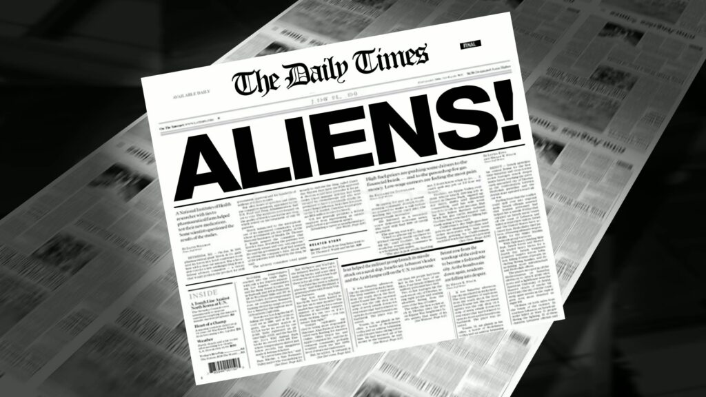 Spinning Newspaper with ALIENS! Headline